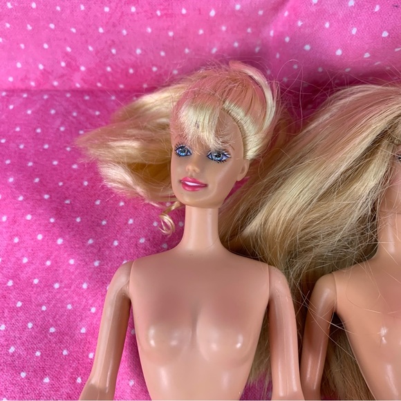 Barbie Collection - Picture 2 of 16